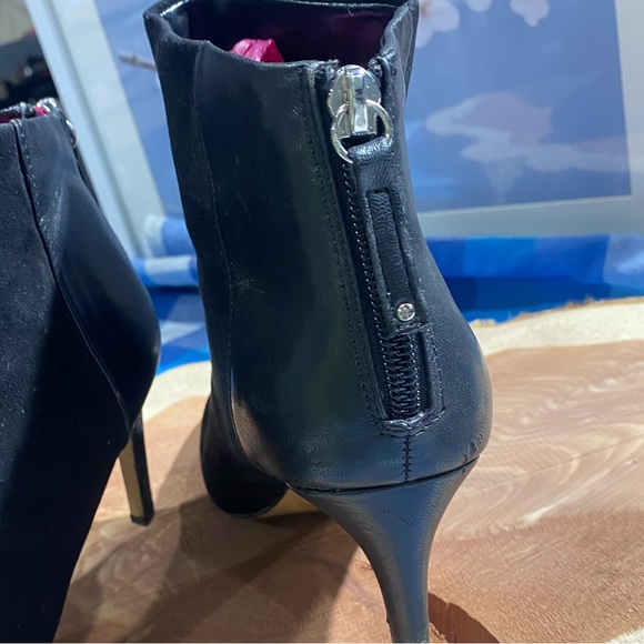 Express faux suede/leather ankle boots - Picture 7 of 12